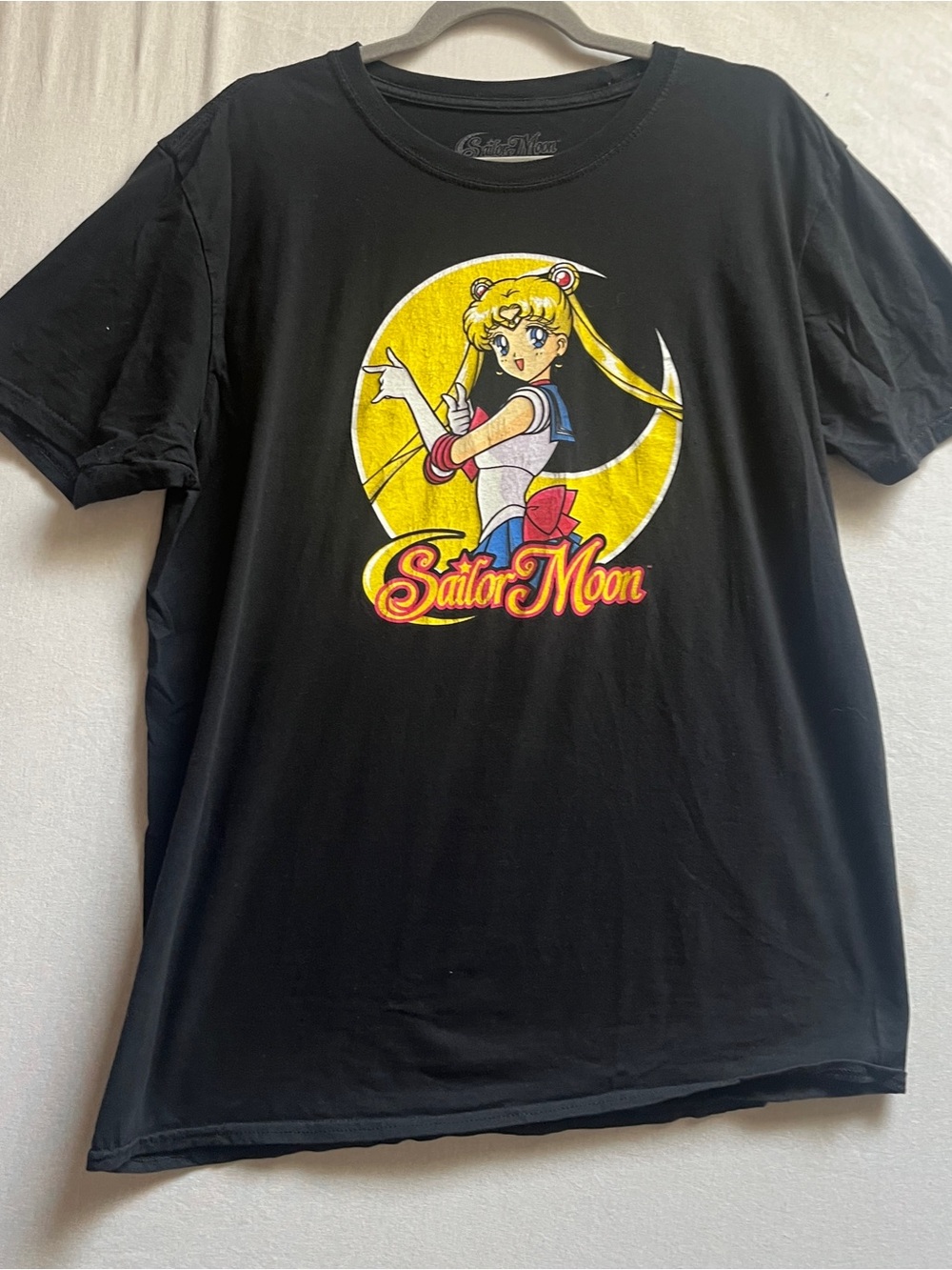 Sailor Moon Size Large Black Cotton Graphic T Shirt